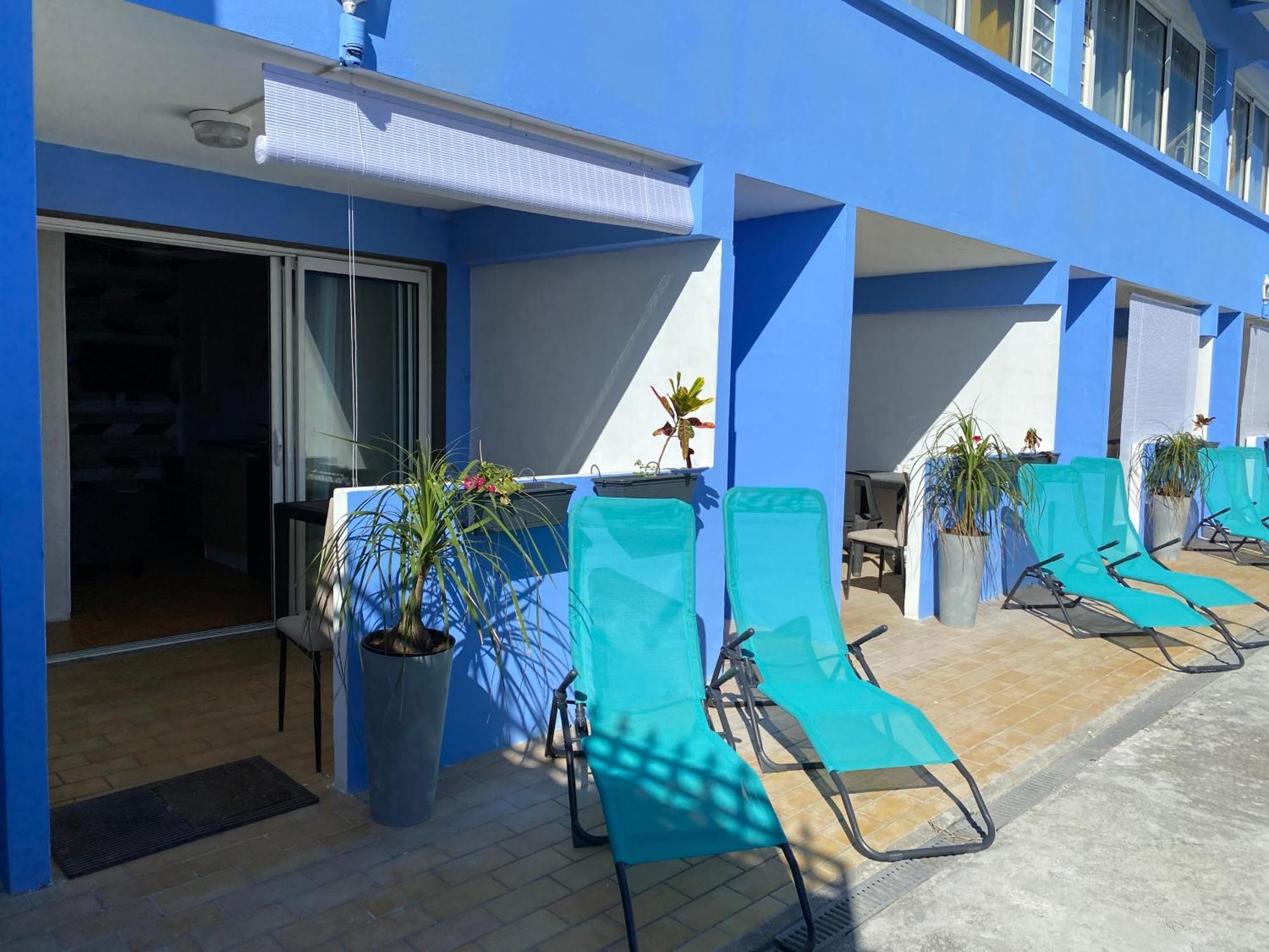 Happy Tropicaloc Apartment Сен-Пиер Екстериор снимка